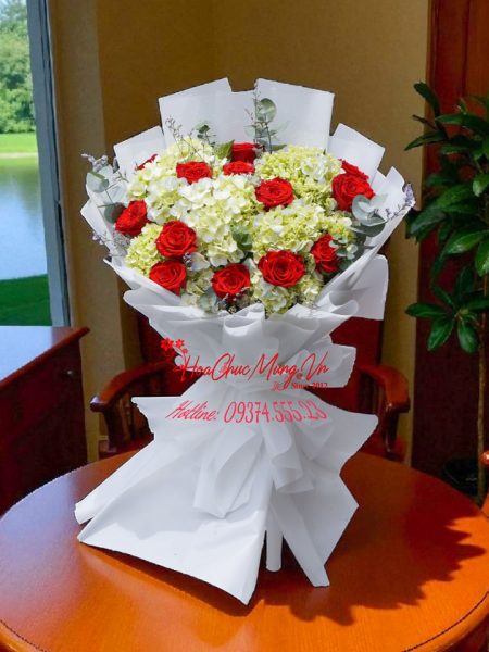 Bó Hoa Tú Cầu Mixed Hoa Hồng Đỏ BM207