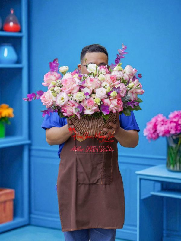 Giỏ Hoa Hồng Chúc Mừng HG212 - Ảnh 2