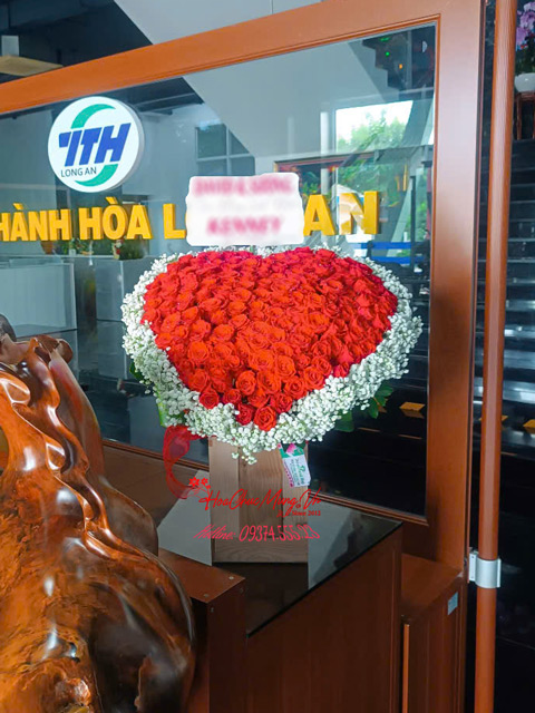 Deep Red Heart HG210